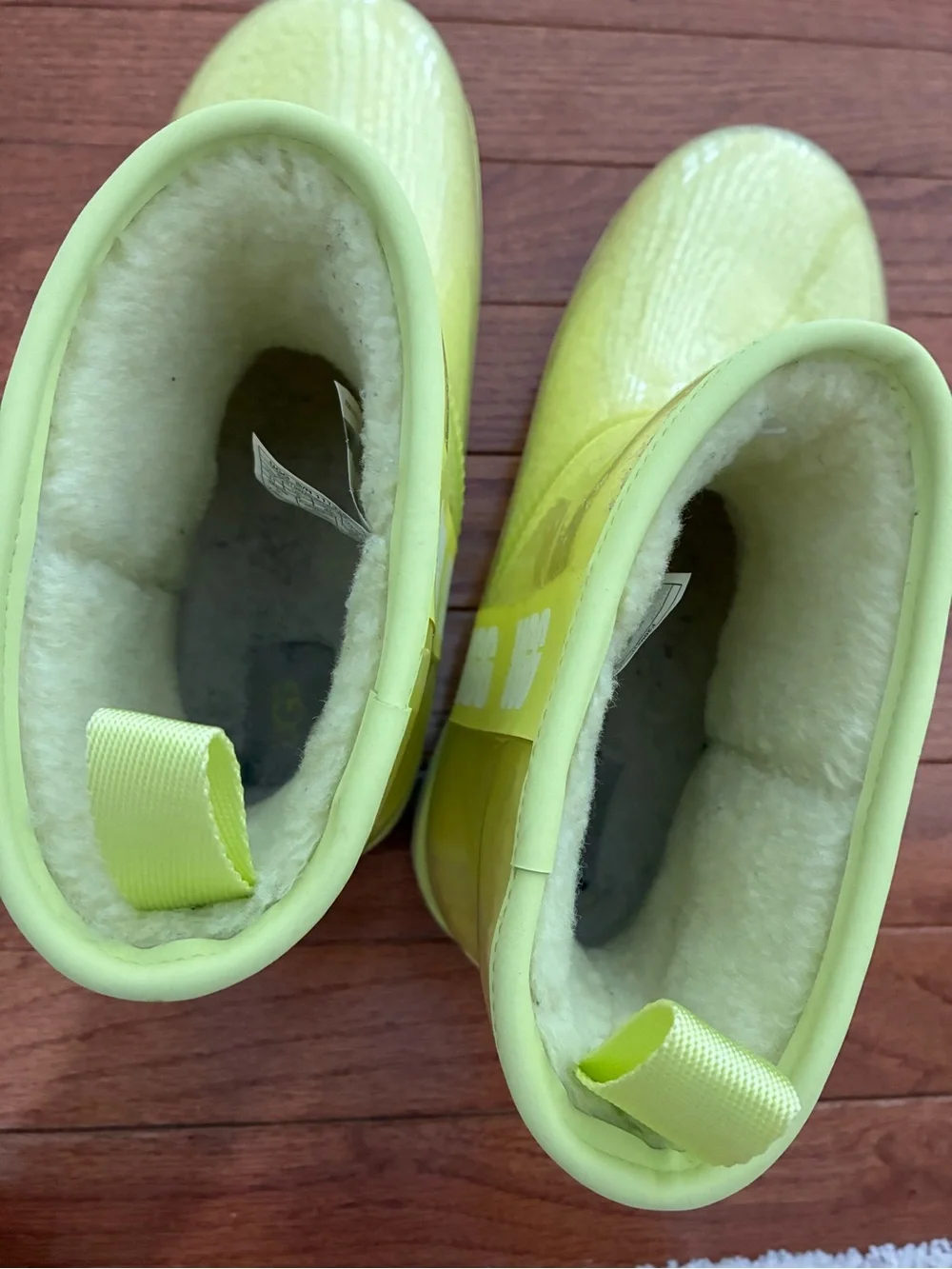 Ugg Classic Clear Mini Boot Rain Neon Sulfur Lime Size 11